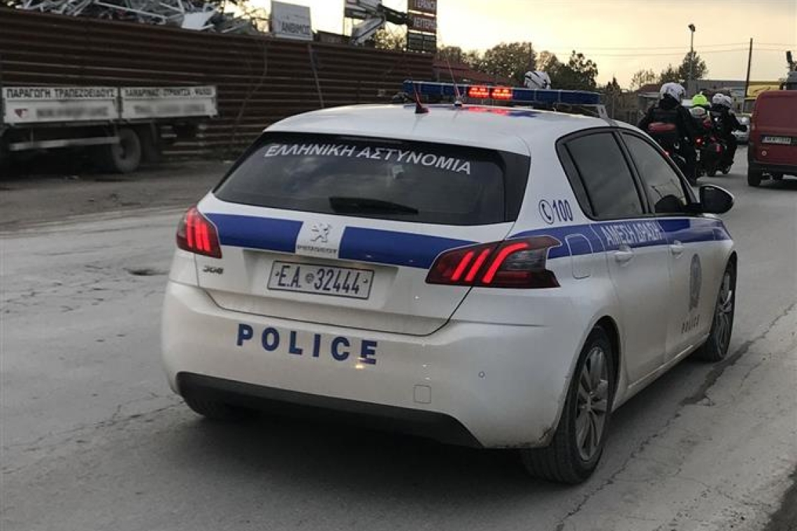 Ιωάννινα | Κατασχέθηκαν δύο ταξί που μετέφεραν παράτυπους μετανάστες
