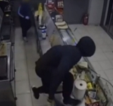 Σύλληψη ανήλικου μετά από ληστεία σε κατάστημα εστίασης στις Καμάρες Χαλκίδας - Βίντεο