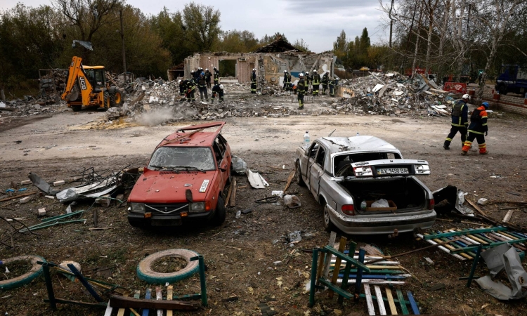 Χάρκοβο | Εκκενώσεις οικογενειών με παιδιά από 47 χωριά λόγω εντεινόμενων βομβαρδισμών